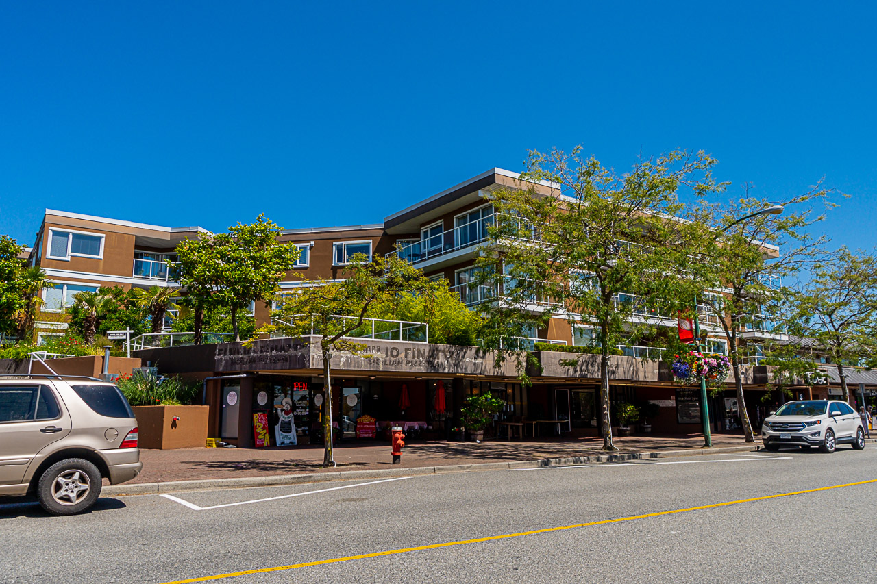 JUST LISTED – 305 15233 PACIFIC AVENUE